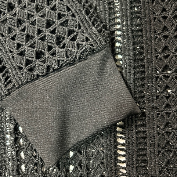 Fabletics Crochet Open Knit Top Shirt Women’s Small Black Casual Oversized EUC - Picture 6 of 9